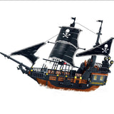 Sparrow's Pirates Ship 652 Pieces 5 Pirates